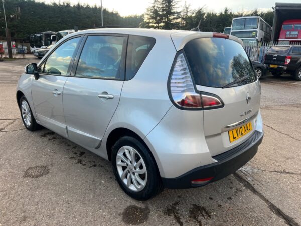 Renault, Scenic - Image 3